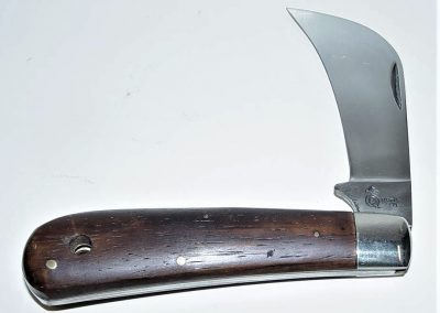 "#1, Queen, pruning or hawkbill, one 3” blade, rosewood handles, brass liners, NS bolsters, no etch, QUEEN STEEL tang stamp, 4-1/8""