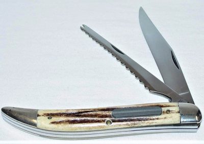 "#46, Queen, fish knife, 2 blade, Winterbottom bone handles w/flat oval sharpening stone, brass liners, NS bolster, no etch, QUEEN STEEL tang stamp, w/secondary blade hook disgorger & scaler, 5”"