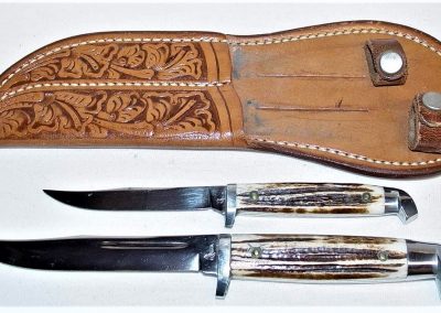 "#80, Queen, twin set hunting knives, brown Winterbottom bone handles, no etch, Q STEEL tang stamp, 4” & 3”"