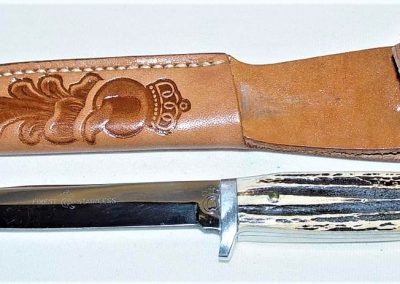 "#82, Queen, hunting knife, Winterbottom bone handles, FINEST Q STAINLESS etch, big Q tang stamp, 4-1/4”"