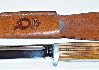 "#95, Queen, hunting knife, brown Winterbottom bone handles, no etch, sideways Q STAINLESS tang stamp, 5” blade"