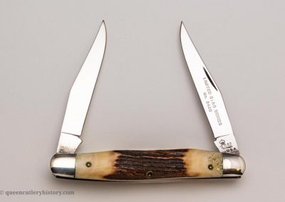 "#8480, Queen muskrat 2-blade, sambar stag handles, brass liners, NS bolsters, “Limited Stag Series #8480” etch, long tail Q 82 stamp, 4”"