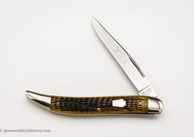 "Schatt & Morgan pocketknife, Keystone Series IX, 1-blade, jigged Sheffield antique green bone handles with keystone shield, brass liners, NS bolsters, 5", issued in 1999"