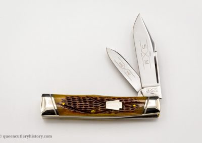 "Schatt & Morgan pocketknife Keystone Series IX, 2-blade, jigged Sheffield antique green bone handles with keystone shield, brass liners, NS coined bolsters, 3 1/2", issued in 1999"