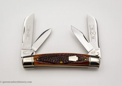 "Schatt & Morgan pocketknife Keystone Series VIII, 4 blades, antique caramel worm groove bone handles with keystone shield, brass liners, NS coined bolsters, 4", issued in 1998"