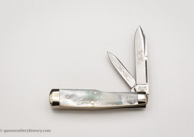 "Schatt & Morgan pocketknife, Keystone Series VIII, 2-blade, pearl handles with keystone shield, brass liners, NS bolsters, 3", issued in 1998"
