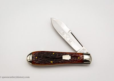 "Schatt & Morgan pocketknife, Keystone Series VIII, 1-blade, antique caramel worm groove bone handles with keystone shield, brass liners, NS bolsters, 3 7/8", issued in 1998"