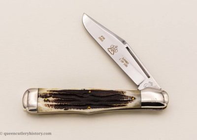 "#38, Queen swell center 1-blade, carved stag bone handles, brass liners, NS bolsters, #38 Jumbo, Queen Cutlery Collectors Inc, 2002 1 of 100 etch, Big Q stamp, 5 1/4”"