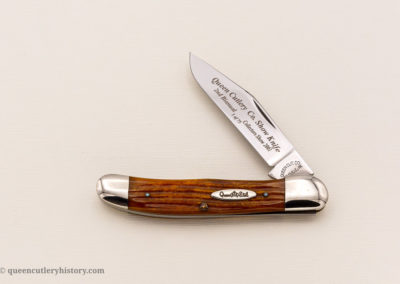 "#410, Queen copperhead, 1-blade, early style Winterbottom bone handles, NS bolsters & oval Queen Steel shield, brass liners, blade etch Queen Cutlery Co. Show Knife, 2nd Biannual Collector Show 2001, 1 of 75, Queen Cut Co. Titusville PA stamp, 3 3/4""