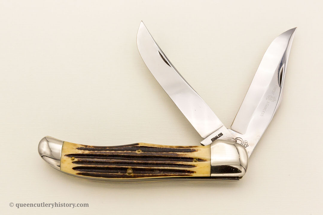 Buck 110 Classic Folding Hunder Knife with Custom Scroll Eng
